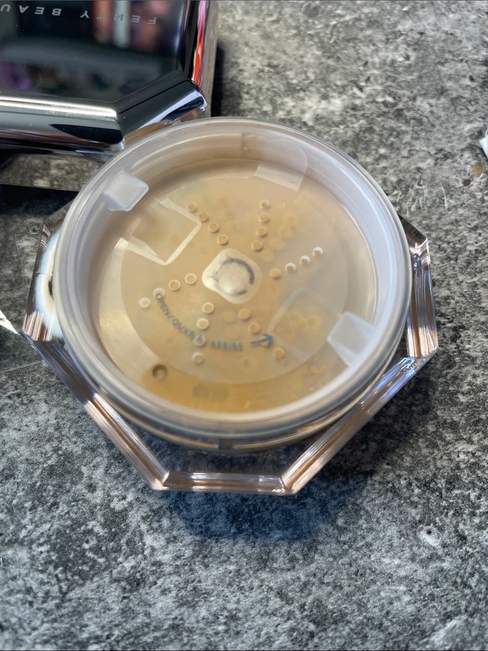 Fenty Honey Set it Down Superfine Blurring Setting Powder